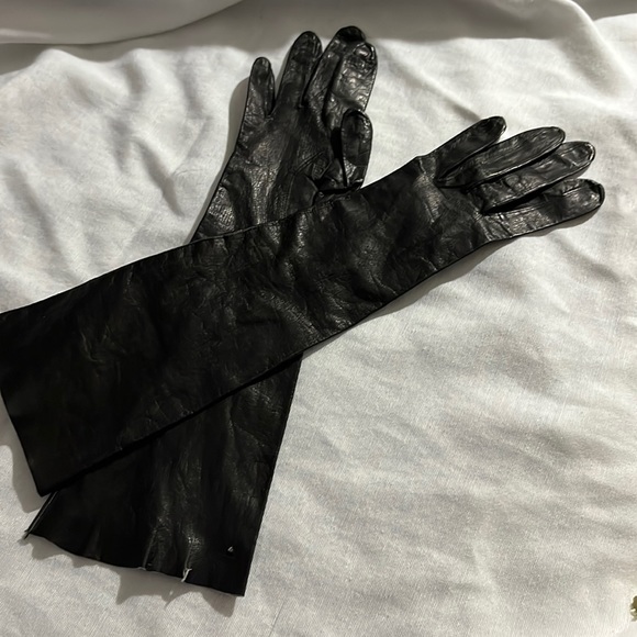 Vintage Accessories - Van Raalte kidskin leather gloves